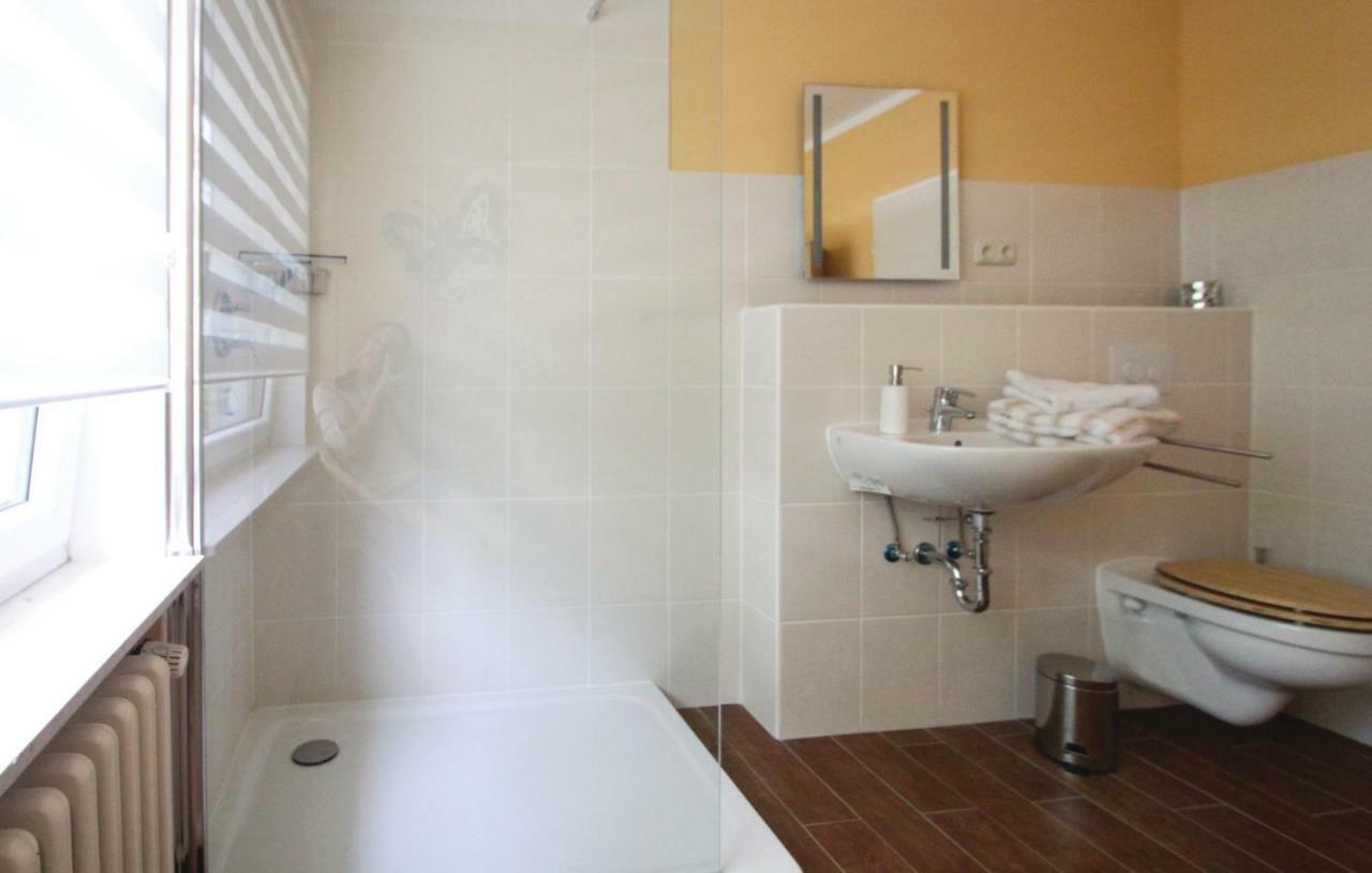Awesome Apartment In Bad Pyrmont With Wifi Exterior foto